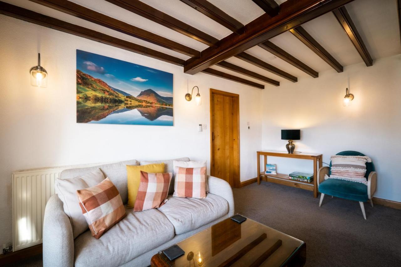 Stunning Cottage Grade 2 Listed With Parking And Hot Tub Bowness-on-Windermere Εξωτερικό φωτογραφία