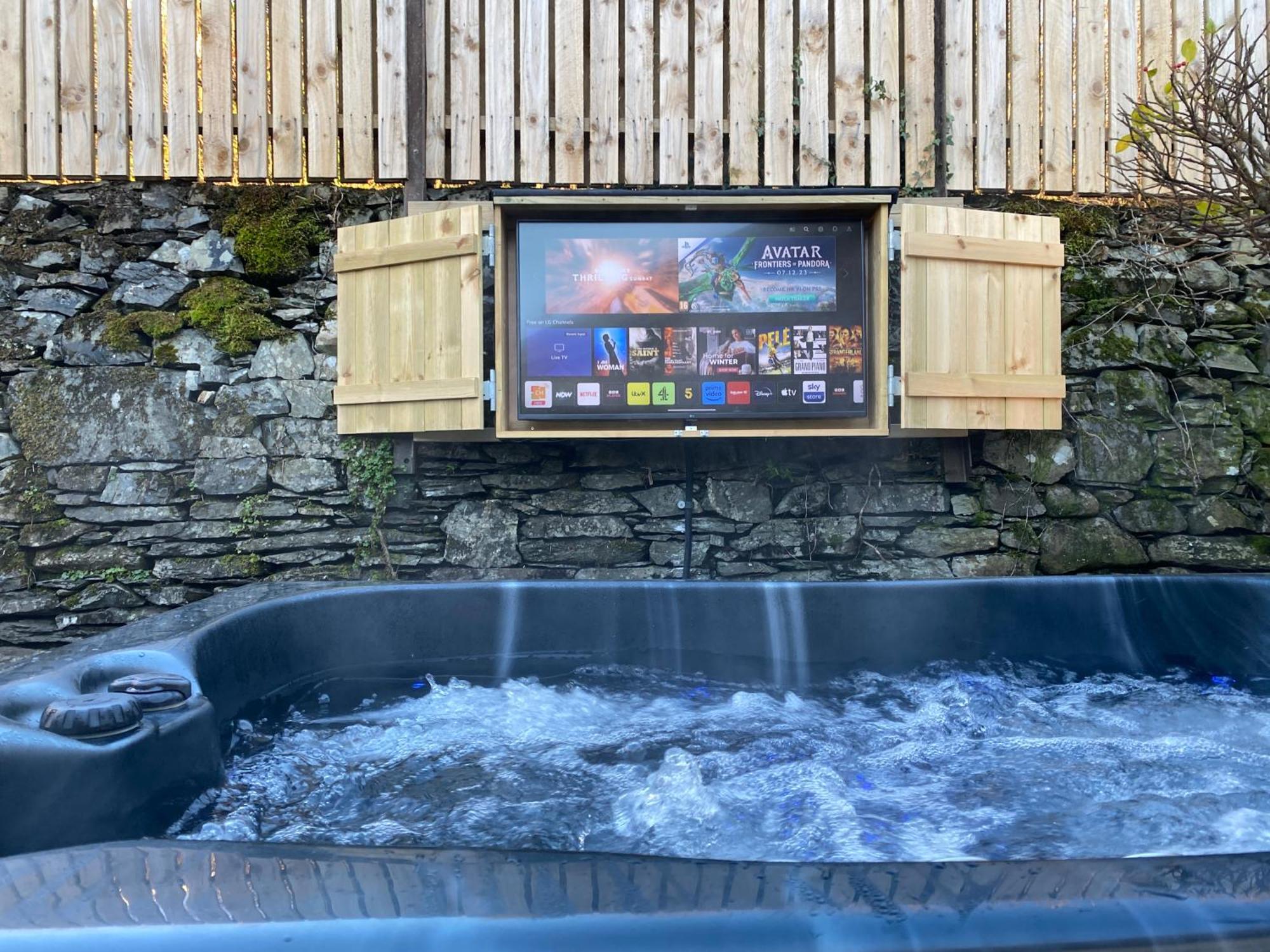 Stunning Cottage Grade 2 Listed With Parking And Hot Tub Bowness-on-Windermere Εξωτερικό φωτογραφία
